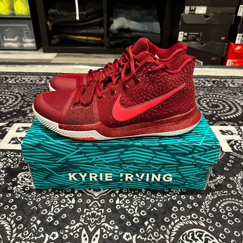 🔥Kyrie 3 Hot Punch🔥
